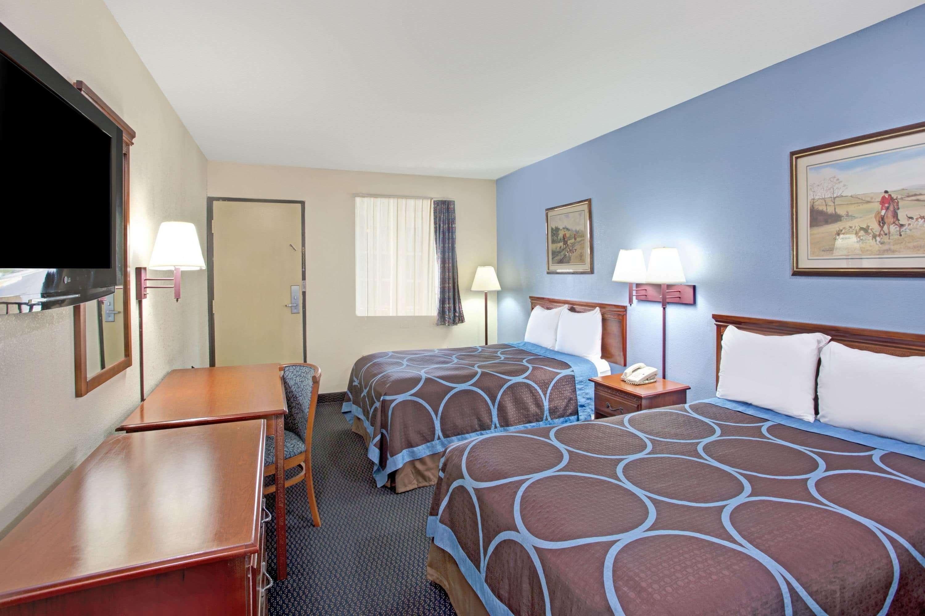 Super 8 By Wyndham Suwanee Hotel Exterior foto